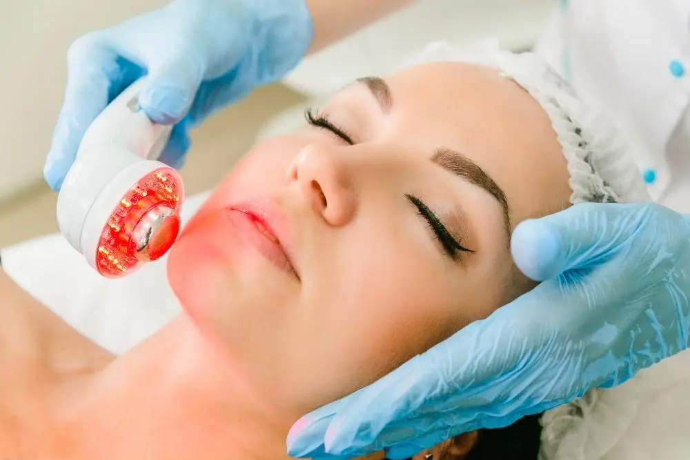 woman having non-surgical Morph8 treatment Dunstable