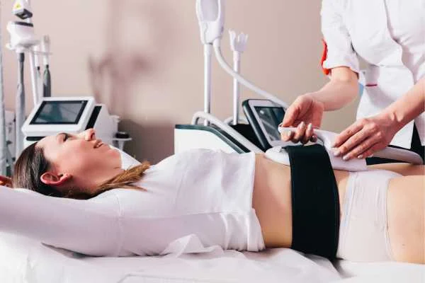 woman having body sculpting to help improve her body image and her mental health Dunstable